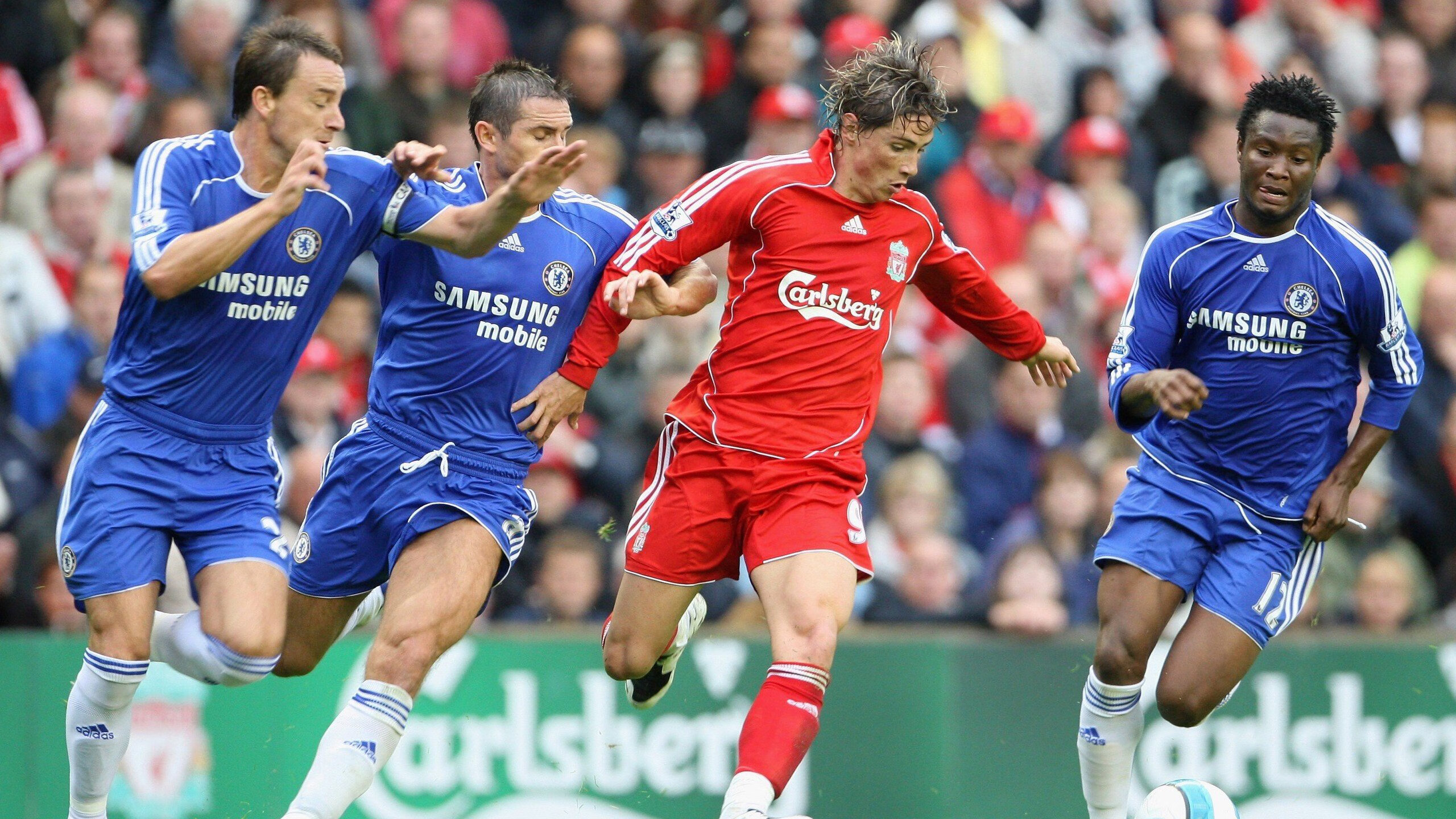 开云体育娱乐-曼联豪掷巨资引进新锋线,目标争夺联赛冠军,曼联新款